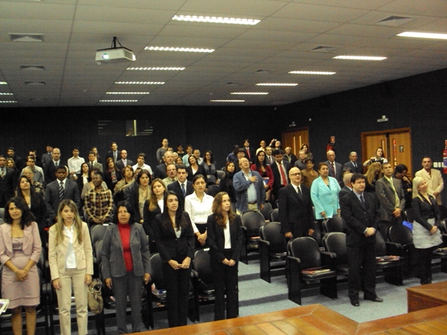 Plenário do Tribunal do Júri Fórum Dra. Maria Tereza Gusmão