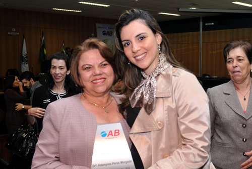 PALESTRA, SOLENIDADE E ENTREGA DE MEDALHA ANUAL E TROFÉUS