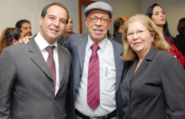Foto: Anderson: Dr. Filipe Estefan, Dr. Lenicio Salles e Dra. Sonia Azeredo