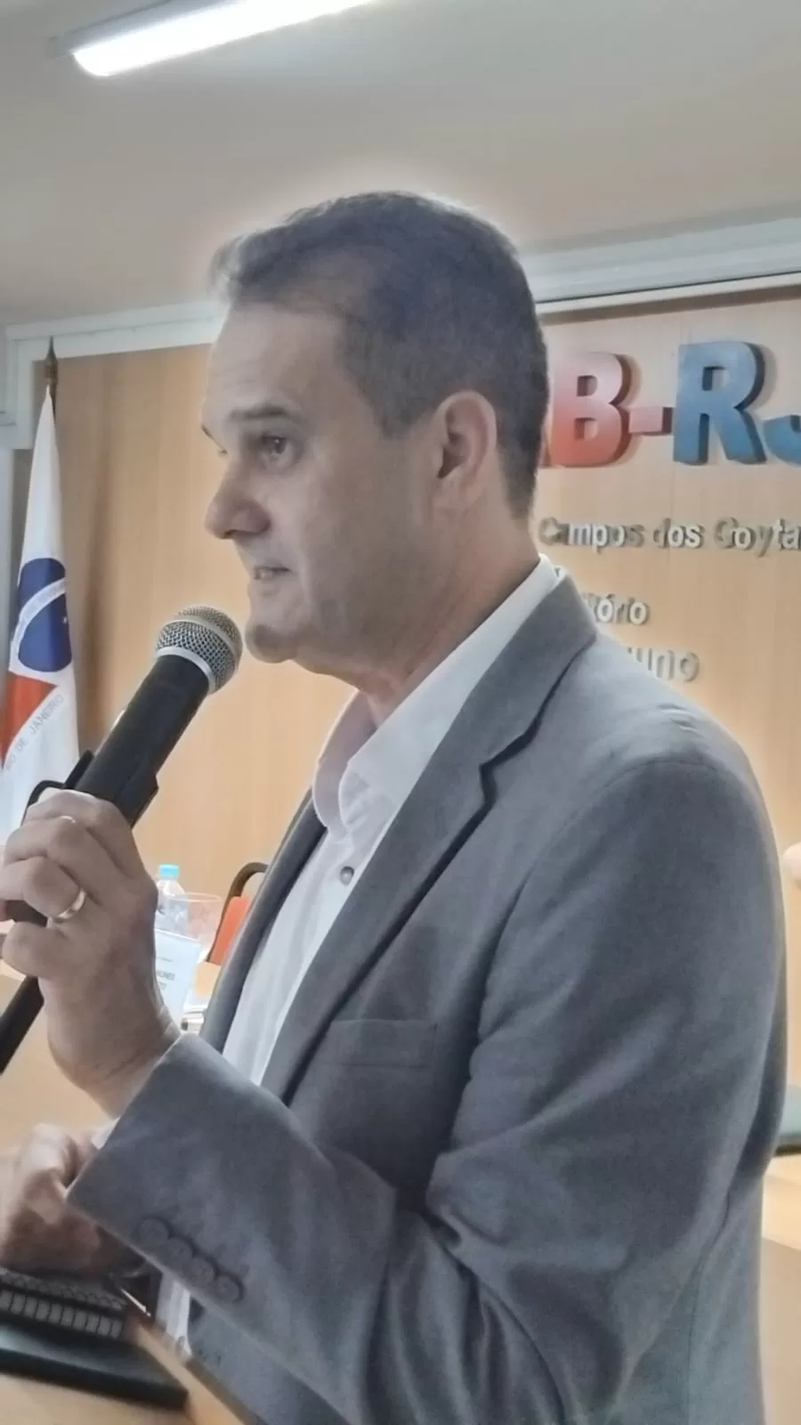 Dr Cláudio Andrade